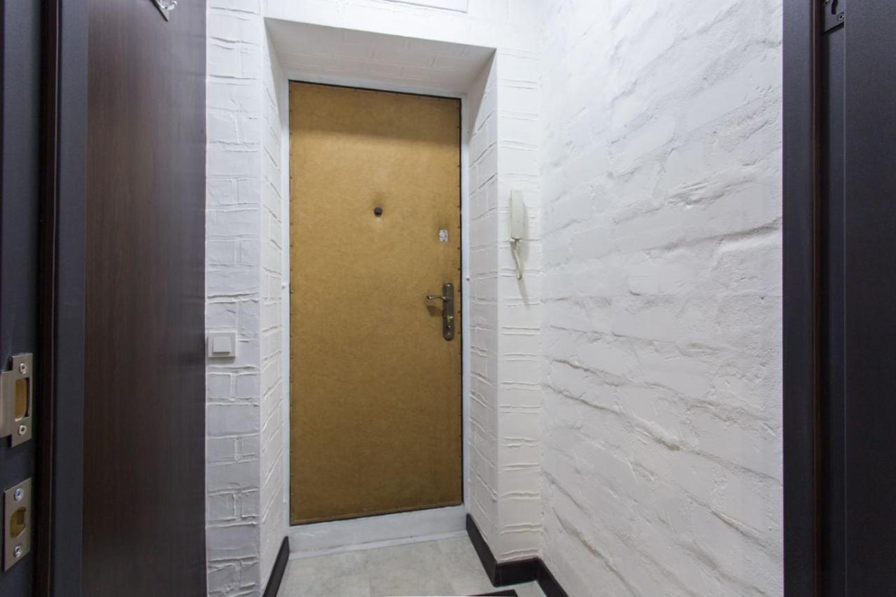 Apartment On 23 Serpnya Κχαρκίβ Εξωτερικό φωτογραφία