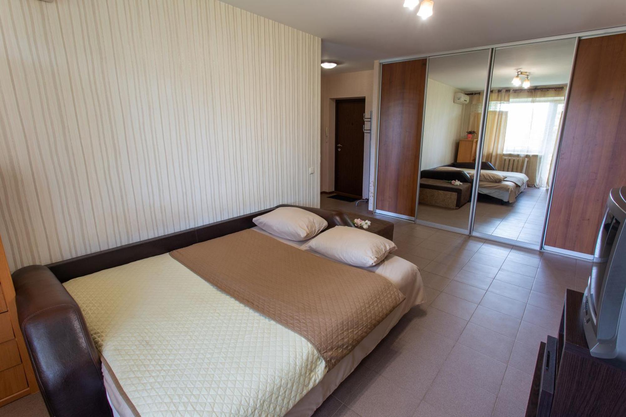 Apartment On 23 Serpnya Κχαρκίβ Εξωτερικό φωτογραφία