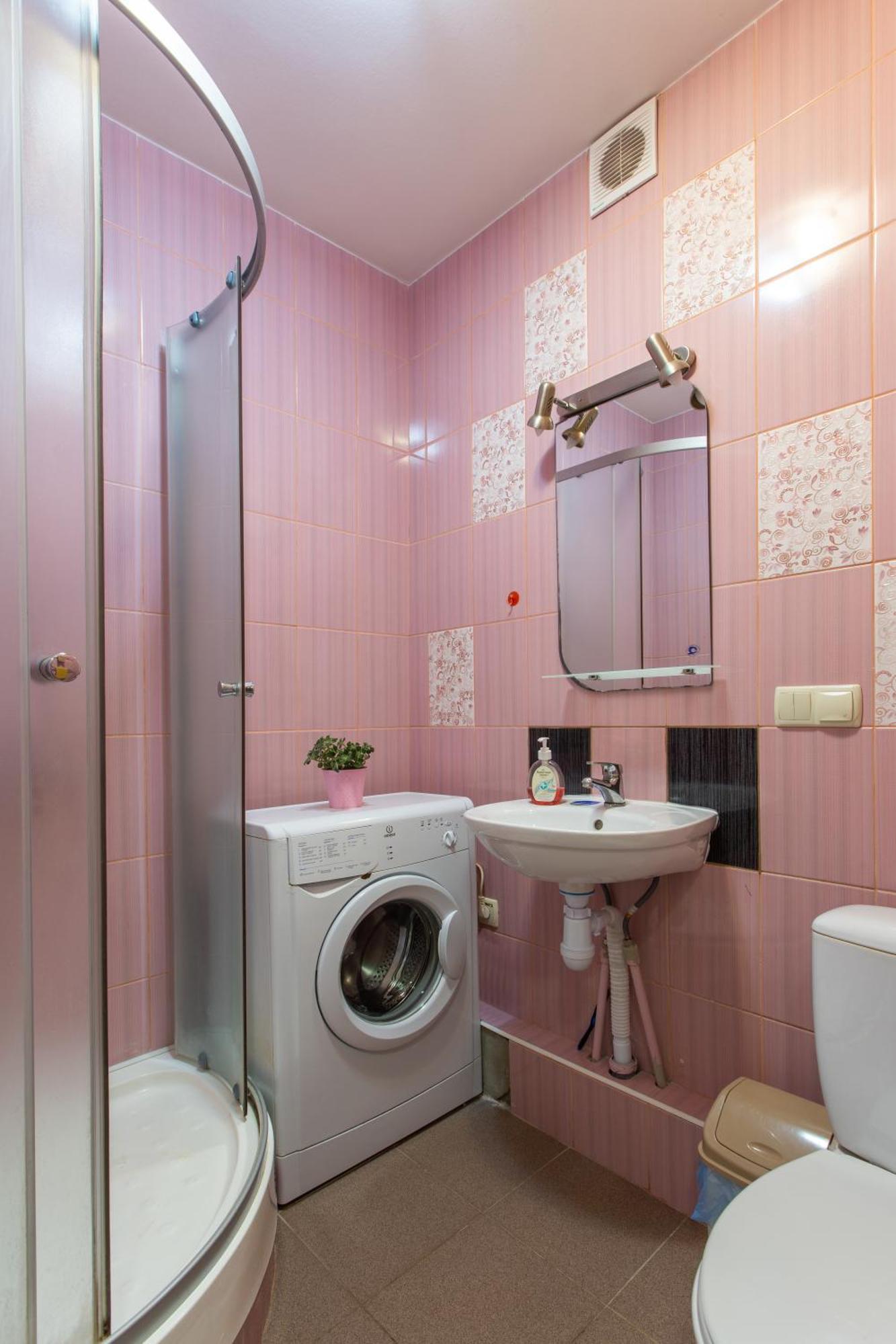 Apartment On 23 Serpnya Κχαρκίβ Εξωτερικό φωτογραφία
