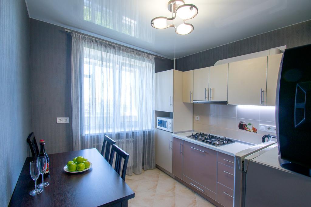 Apartment On 23 Serpnya Κχαρκίβ Εξωτερικό φωτογραφία