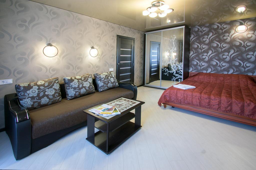 Apartment On 23 Serpnya Κχαρκίβ Εξωτερικό φωτογραφία